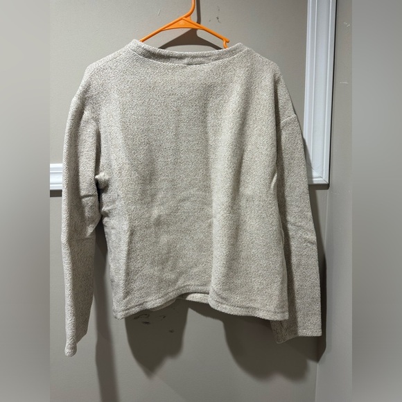 H&M sweater - Picture 2 of 3